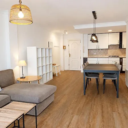 Center 3br Pool Parking Marbellac